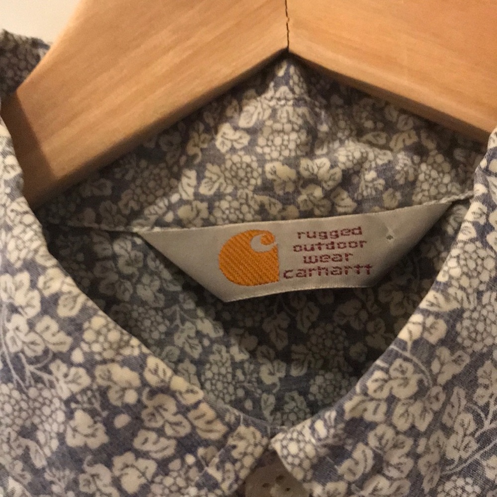 Carhartt short-sleeve floral shirt